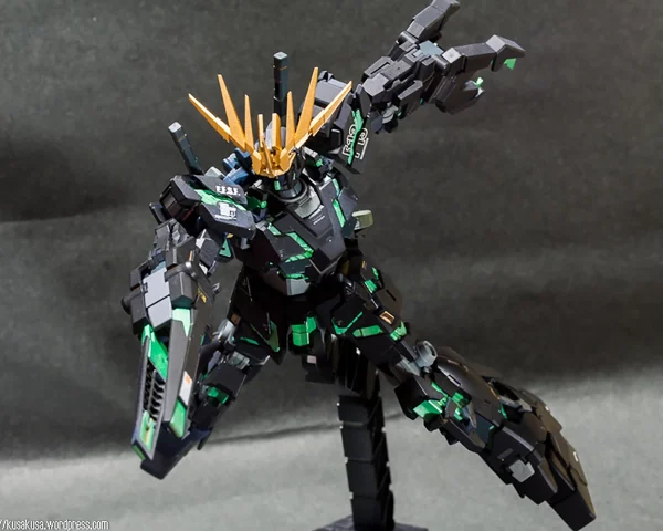 HGUC 1/144 UNICORN GUNDAM 02 BANSHEE NORN DESTROY MODE GREEN VER. mode pas cher 4