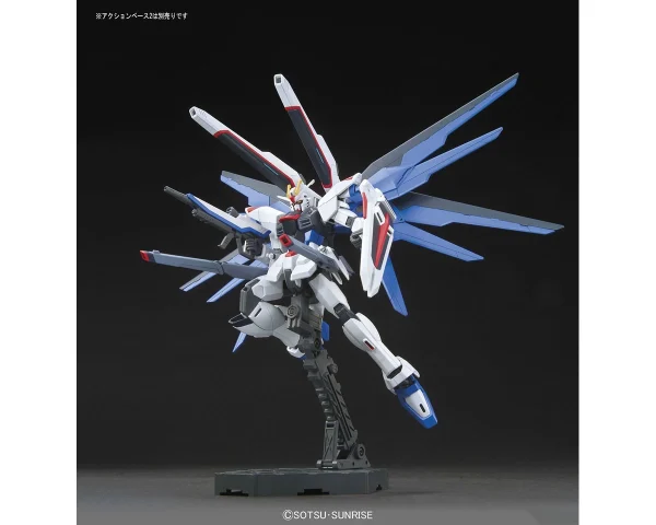 HGCE 1/144 FREEDOM GUNDAM magasin en ligne france 5