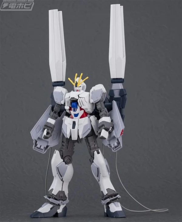 HG 1/144 NARRATIVE GUNDAM B-PACKS commentaire favorable 3